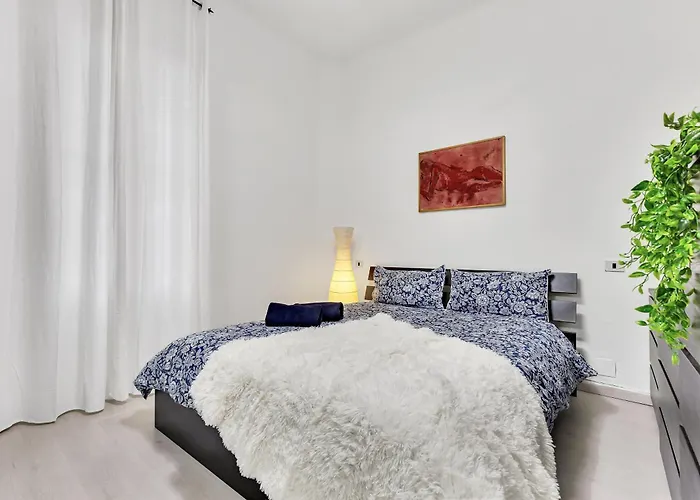 Charming And Large - 4 People - Fiera & Duomo Daire *